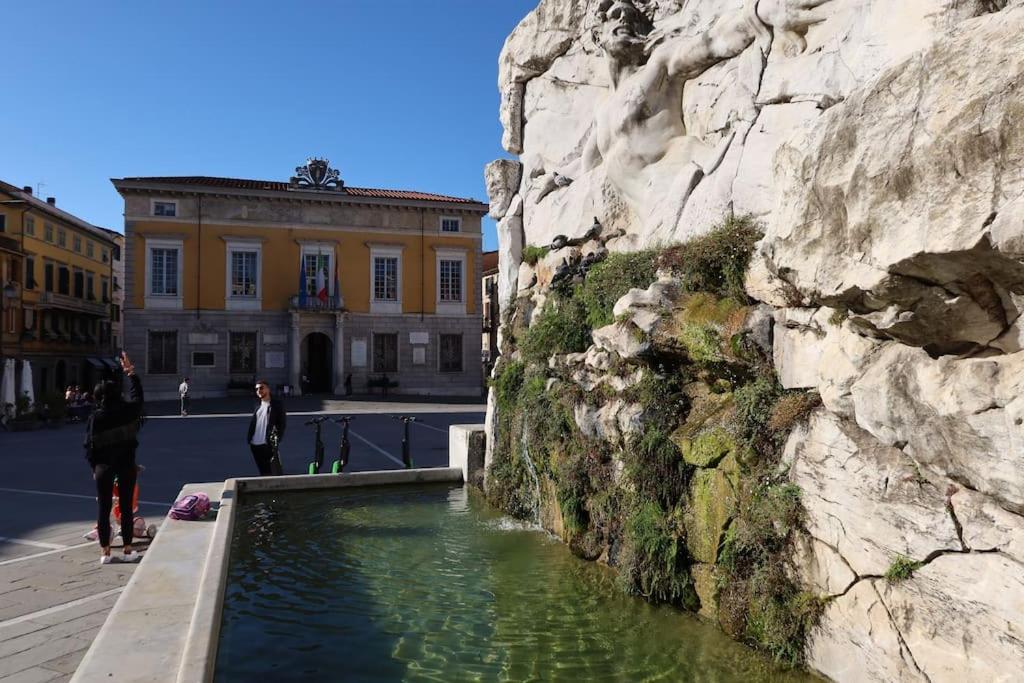 La Casa Di Loris Sarzana Exterior foto