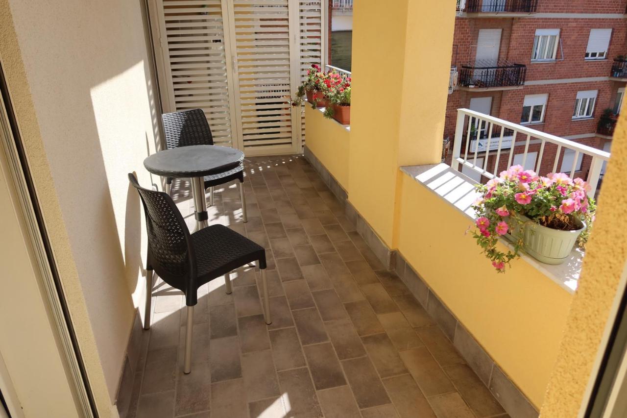 La Casa Di Loris Sarzana Exterior foto